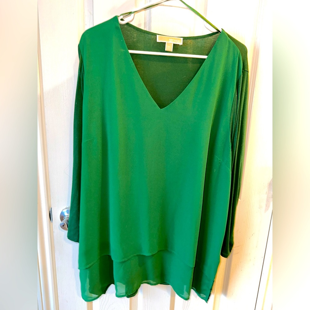 Pretty green multi-layer blouse